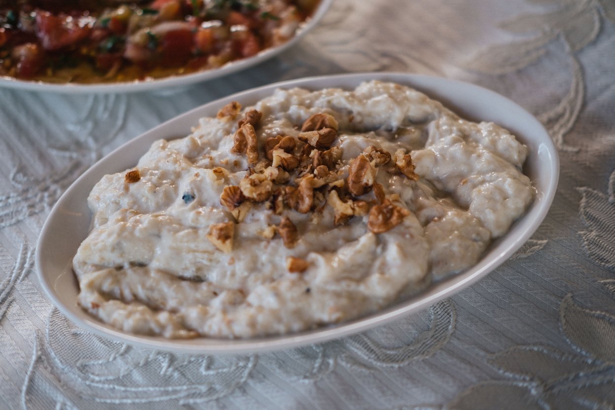 Turkish appetizer roasted eggplant and yoghurt